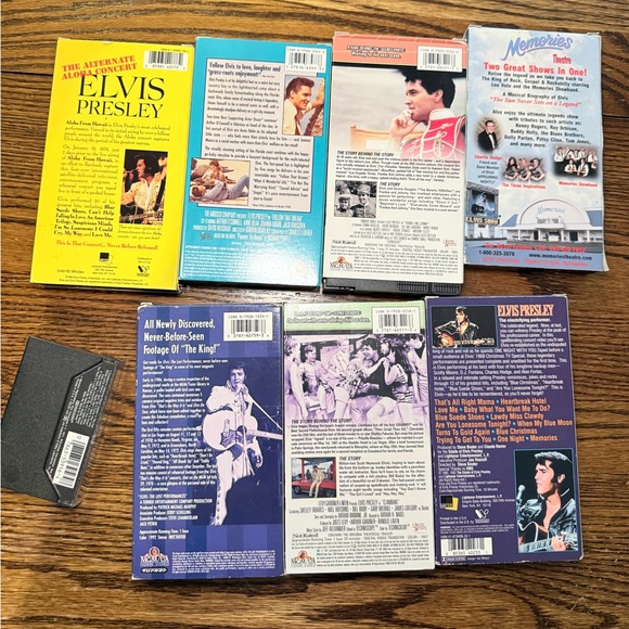 Elvis Collection - Picture 2 of 2